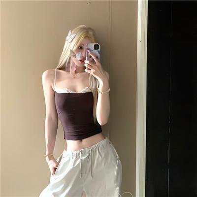 三月小姐